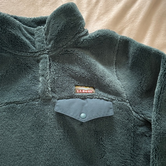 L.L. Bean Hi-Pile Fleece Pullover | large | mossy pine green - Picture 6 of 8
